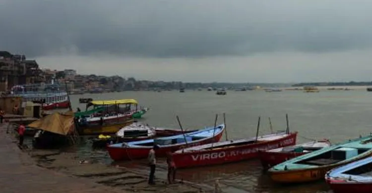 বারাণসীতে গঙ্গায় ইফতার বিতর্ক: মাংসের হাড় ফেলার অভিযোগে ১৪ জন গ্রেপ্তার