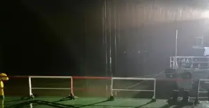 কালবৈশাখীর তাণ্ডবে দৌলতদিয়া-পাটুরিয়া নৌরুটে ফেরি চলাচল বন্ধ