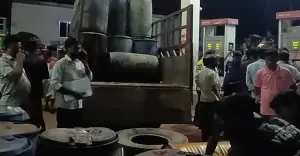 নড়াইলে ৭ হাজার ৪০০ লিটার ডিজেল জব্দ, দুজনকে জরিমানা