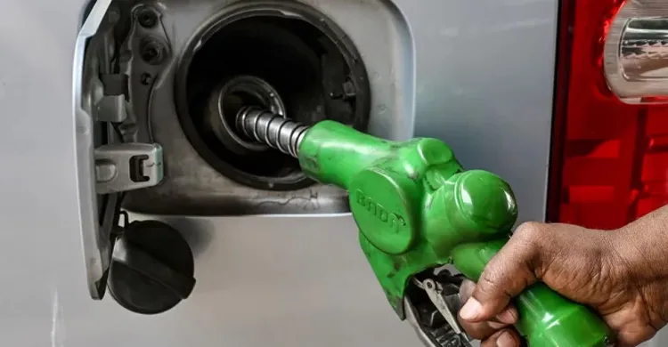 মধ্যপ্রাচ্য যুদ্ধের প্রভাবে জ্বালানি সংকটে বাংলাদেশ, ‘তেল ফুরিয়ে যাওয়ার ঝুঁকি’ শঙ্কা