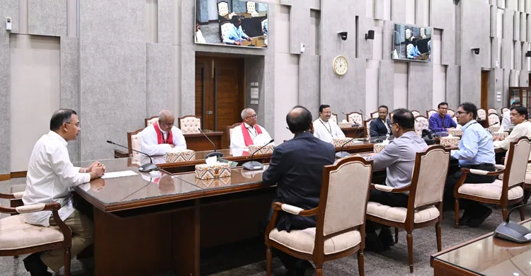 ইস্টার সানডে উপলক্ষে প্রধানমন্ত্রীর সঙ্গে প্রোটেস্ট্যান্ট চার্চ নেতাদের শুভেচ্ছা বিনিময়