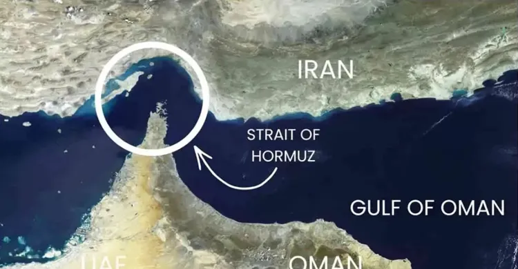 ক্ষতিপূরণ ছাড়া হরমুজ প্রণালি খুলবে না ইরান