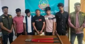 গাজীপুরে ডাকাতির প্রস্তুতিকালে গ্রেফতার ৫, দেশীয় অস্ত্রসহ ট্রাক উদ্ধার