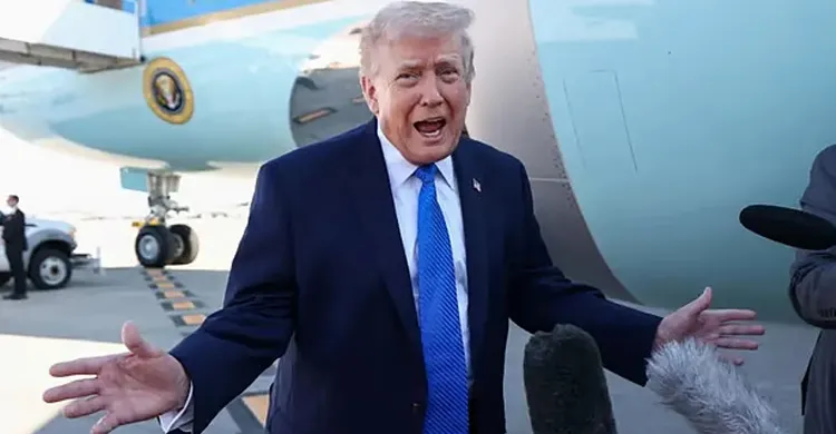 ইরান না চাইলেও হরমুজ প্রণালি শিগগিরই খুলবে : ট্রাম্প