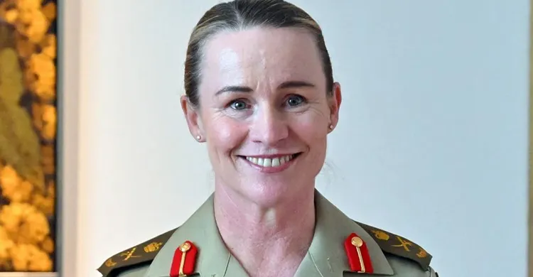 অস্ট্রেলিয়ার সেনাপ্রধান হচ্ছেন প্রথম নারী, দায়িত্বে লেফটেন্যান্ট জেনারেল সুসান কয়েল