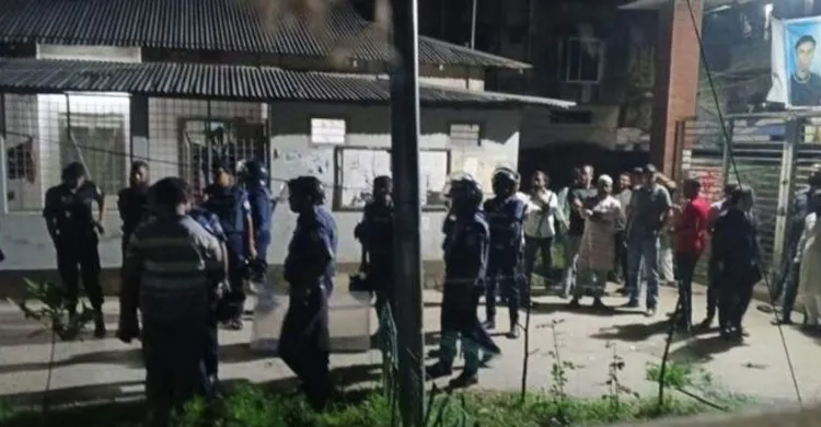 ময়মনসিংহ মেডিকেল কলেজ ছাত্রাবাসে সংঘর্ষ: আহত ২, গ্রেফতার ১