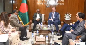 শ্রম খাতসহ শ্রমিকের অধিকার নিশ্চিতকরণে একসাথে কাজ করার আগ্রহ যুক্তরাষ্ট্রের