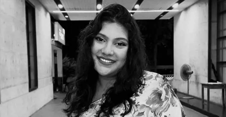 আগামীকাল দেশে আনা হবে কারিনা কায়সারের মরদেহ