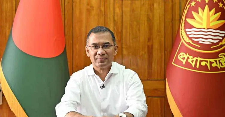 গণতন্ত্রকে প্রাতিষ্ঠানিক রূপ দেওয়ার লক্ষ্যে সরকার কাজ করছে: প্রধানমন্ত্রী