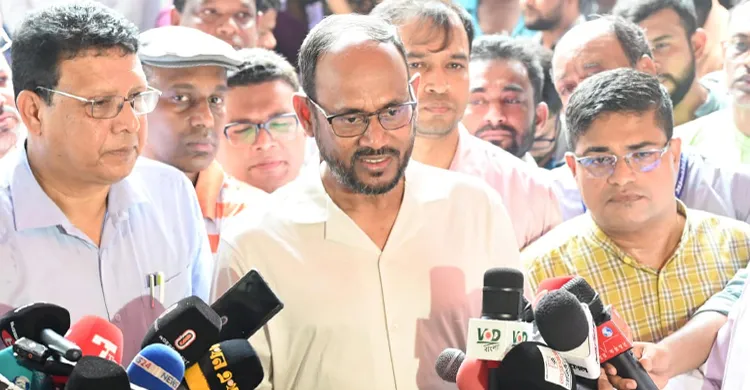 চোরাইপথের পশু নয়, বৈধ উৎসের পশু কোরবানি দেওয়ার আহ্বান প্রতিমন্ত্রীর