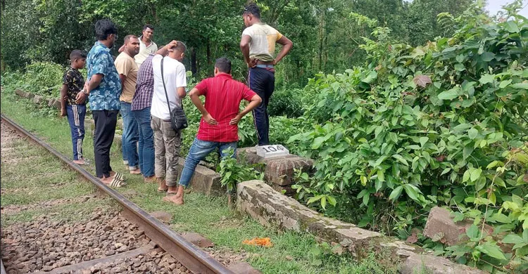 শ্রীপুরে রেল ব্রিজের নিচ থেকে অজ্ঞাত যুবকের মরদেহ উদ্ধার