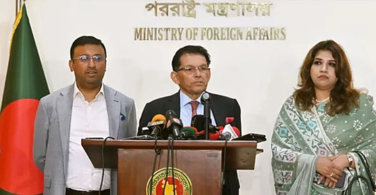 ‘ভাই, এত ব্যস্ত হইয়েন না’: ছুটির বিষয়ে প্রশ্নে পররাষ্ট্রমন্ত্রী