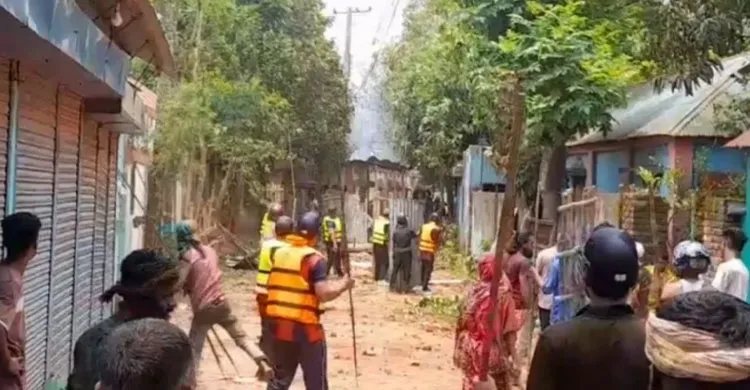 ব্রাহ্মণবাড়িয়ায় দুই পক্ষের সংঘর্ষে আহত ২০, তিন ঘণ্টা বন্ধ ছিল সড়ক যোগাযোগ