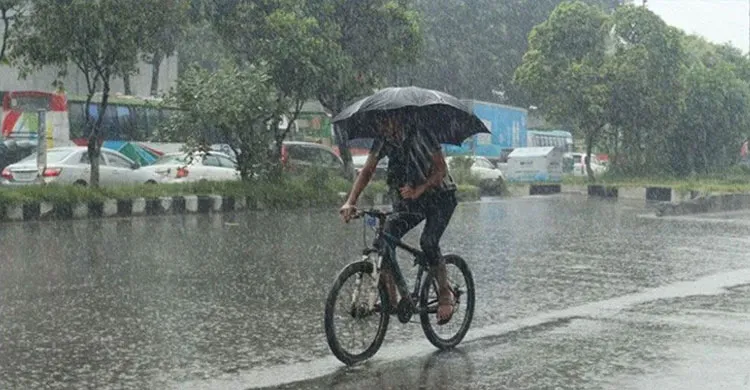 রাজধানীতে ৪৩ মিলিমিটার বৃষ্টি, তাপমাত্রা কমল অনেকটা
