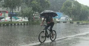 রাজধানীতে ৪৩ মিলিমিটার বৃষ্টি, তাপমাত্রা কমল অনেকটা