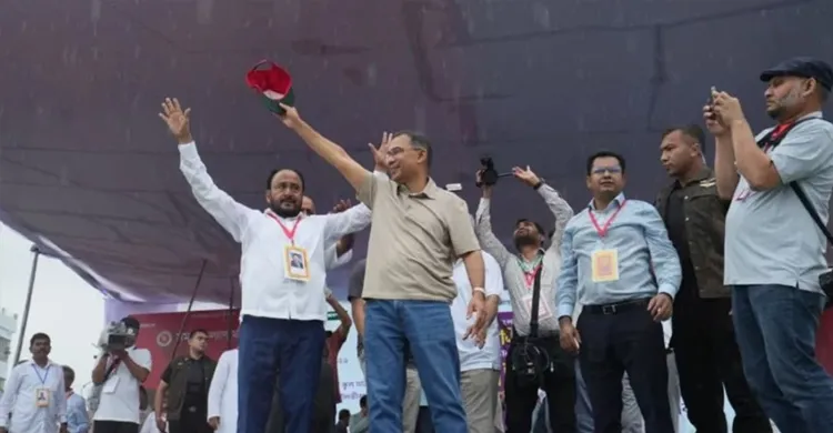 শ্রীমঙ্গলে ‘ফ্যামিলি কার্ড’ কর্মসূচির উদ্বোধন করলেন প্রধানমন্ত্রী