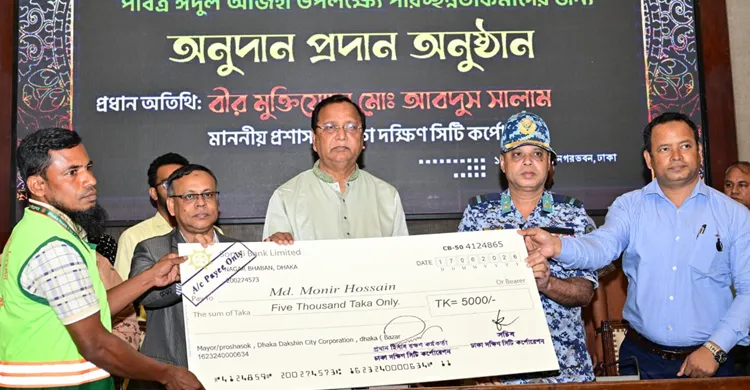 বর্জ্য অপসারণ এখন ডিএসসিসির এক নম্বর অগ্রাধিকার: প্রশাসক