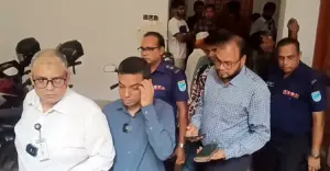 আশুলিয়ায় বিদেশি কনডমের মোড়ক বদলে বিক্রি, প্রতিষ্ঠানকে ৪ লাখ টাকা জরিমানা