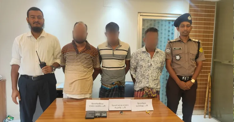 অটোরিকশা চালককে অজ্ঞান করে হত্যার অভিযোগ, গ্রেপ্তার ৩