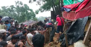 কক্সবাজারে রোহিঙ্গা ক্যাম্পে পাহাড়ধসে ৭ শিক্ষার্থীর মৃত্যু