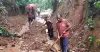 বান্দরবানে পাহাড়ধসে বন্ধ যোগাযোগ, হিল ভিডিপির তৎপরতায় সচল সড়ক