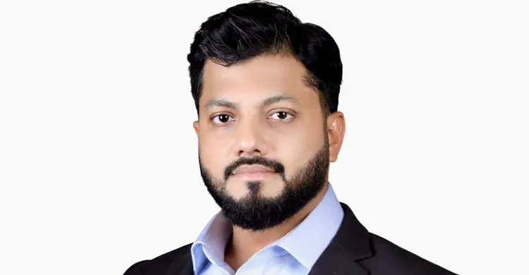 বৃহৎ শিল্পগোষ্ঠী গুলোর বিরুদ্ধে স্বচ্ছ তদন্ত করে আইনি ব্যবস্থা নিতে হবে: প্রতিমন্ত্রী ইশরাক হোসেন