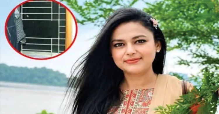 দন্তচিকিৎসক পিনু হত্যা: জুতার ছাপের সূত্র ধরে পুলিশের হাতে স্বামী