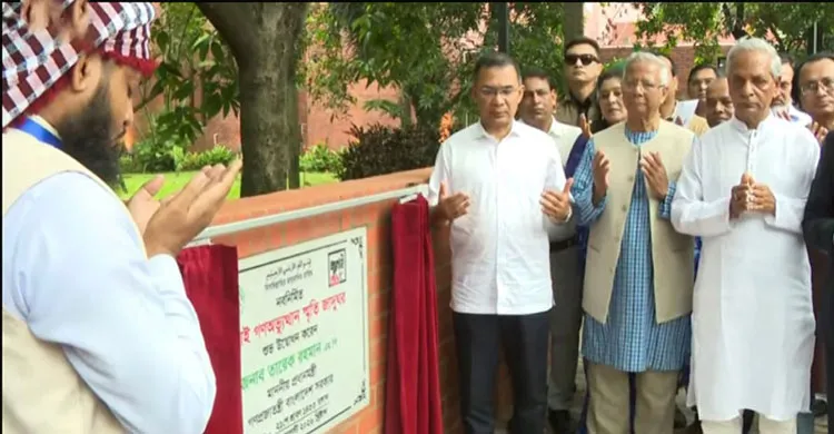 জুলাই গণঅভ্যুত্থান স্মৃতি জাদুঘরের উদ্বোধন করলেন প্রধানমন্ত্রী