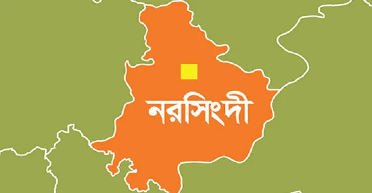 নরসিংদীতে স্কুল শিক্ষককে পুলিশ সদস্যের মারধর