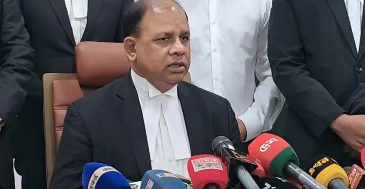 ভারতে শেখ হাসিনা কোন স্ট্যাটাসে আছেন, জানে না বাংলাদেশ: চিফ প্রসিকিউটর