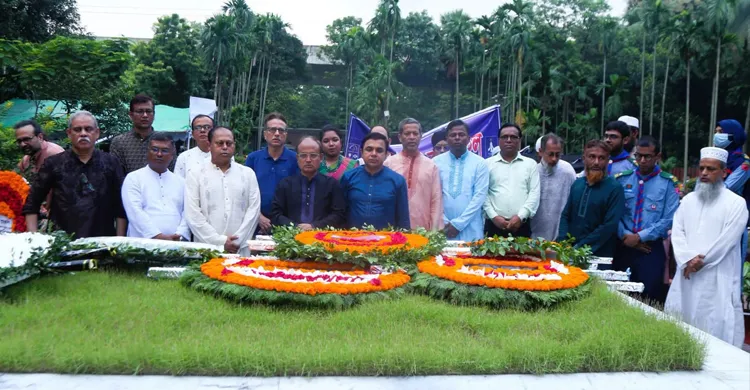 ঢাবিতে জাতীয় কবি নজরুলের ৫০তম মৃত্যুবার্ষিকী পালিত