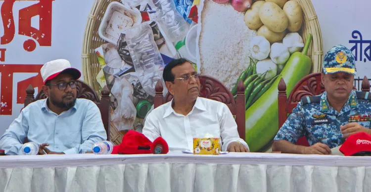 বর্জ্যের বিনিময়ে নিত্যপণ্য, পরিচ্ছন্ন নগর গড়তে ডিএসসিসি-বিদ্যানন্দের উদ্যোগ