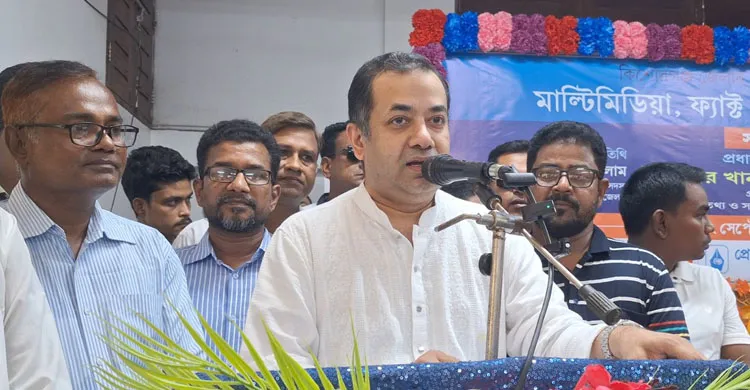 অপতথ্য ঠেকাতে সাংবাদিকদের আরও দায়িত্বশীল হওয়ার আহ্বান তথ্য প্রতিমন্ত্রীর
