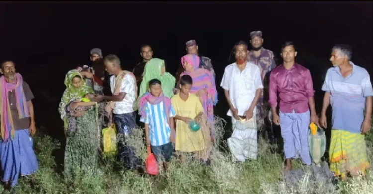 পদ্মা নদীতে নৌকাডুবি: বিএসএফের উদ্ধার, ১০ যাত্রী দেশে ফিরেছে