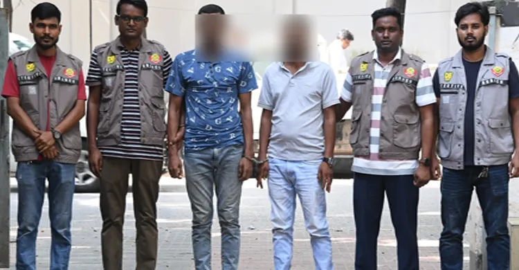 মানিক মিয়া এভিনিউয়ে প্রধান শিক্ষিকা নিহত, ২ ছিনতাইকারী গ্রেপ্তার