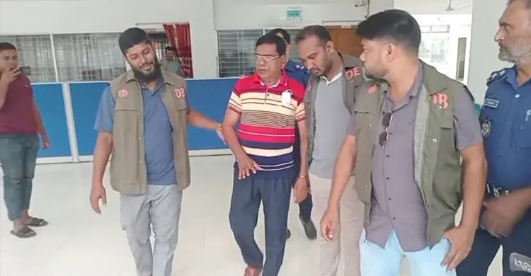 ভারতে যাওয়ার পথে আওয়ামী লীগ নেতা আটক