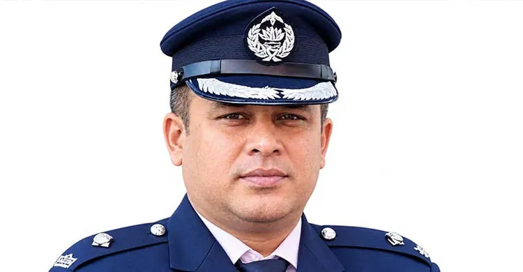 প্রত্যাহারের পর পুলিশ হেফাজতে ক্যান্টনমেন্ট থানার ওসি রাকিব