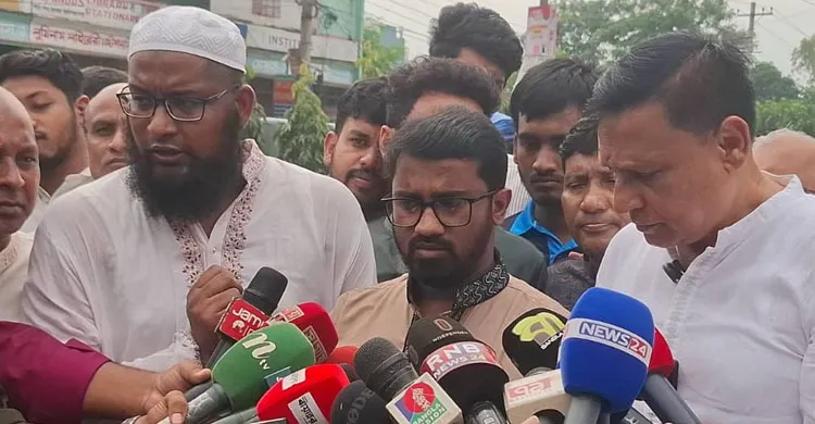 ‘জামায়াতের হঠকারিতার সুযোগে আওয়ামী লীগ ফিরলে দায়ী জামায়াত-এনসিপি: রাশেদ খান’