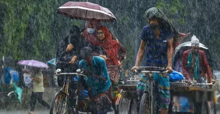 বৃহস্পতিবার থেকে আবারও বাড়তে পারে বৃষ্টি, ভারী বর্ষণের আভাস