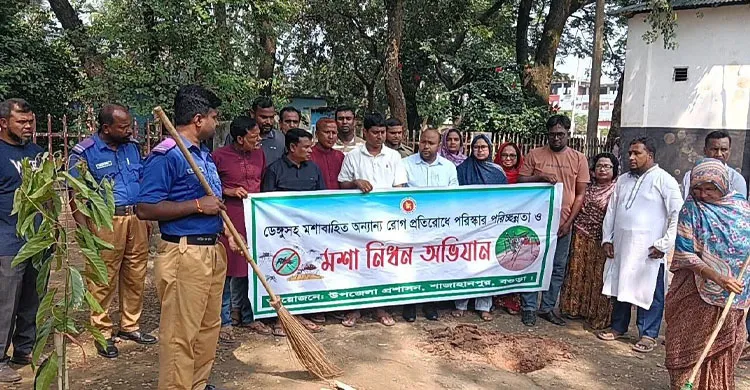 শাজাহানপুরে আড়িয়া ইউপির উদ্যোগে মশা নিধন, পরিচ্ছন্নতা ও বৃক্ষরোপণ