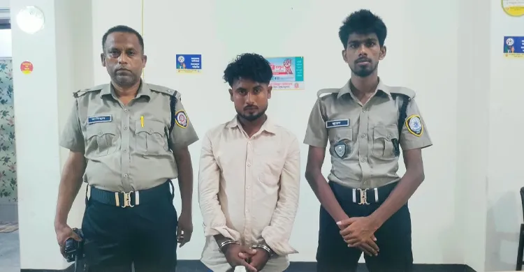 নেত্রকোণায় হেরোইন ও ইয়াবাসহ যুবক আটক, নারী পলাতক