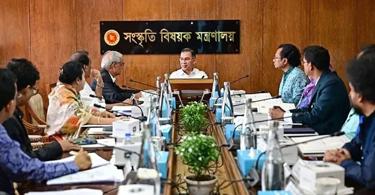 সংস্কৃতি মন্ত্রণালয় পরিদর্শনে প্রধানমন্ত্রী, দিলেন নানা দিকনির্দেশনা