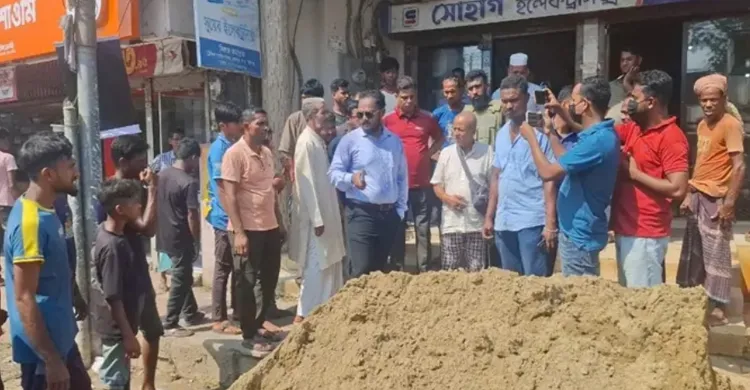 নবীগঞ্জে অবৈধ পার্কিং ও ফুটপাত দখলে ১১ মামলা, জরিমানা আদায় ২০ হাজার টাকা
