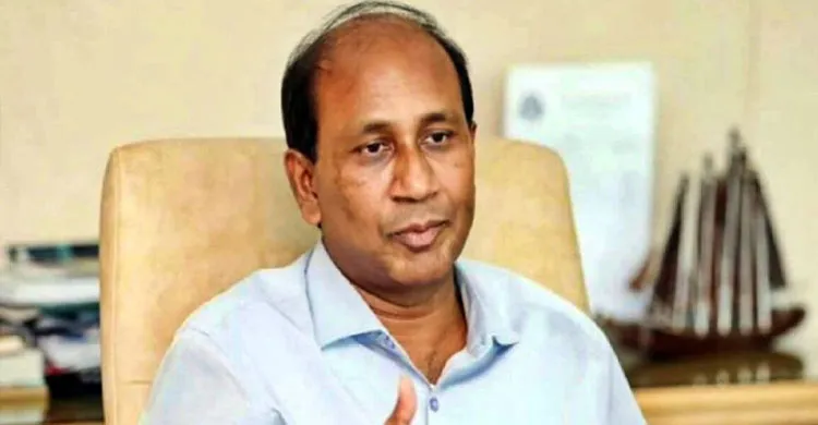 সাবেক এসবি প্রধান মনিরুল ও পরিবারের ৮৩ ব্যাংক হিসাব অবরুদ্ধ
