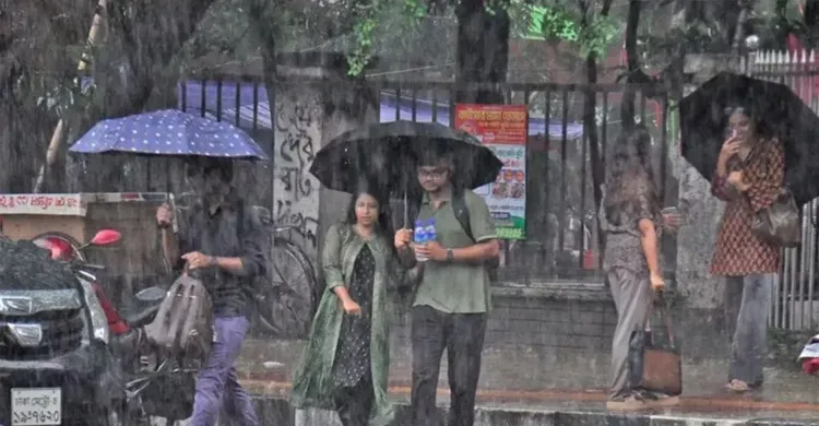 তিন বিভাগে বৃষ্টির আভাস
