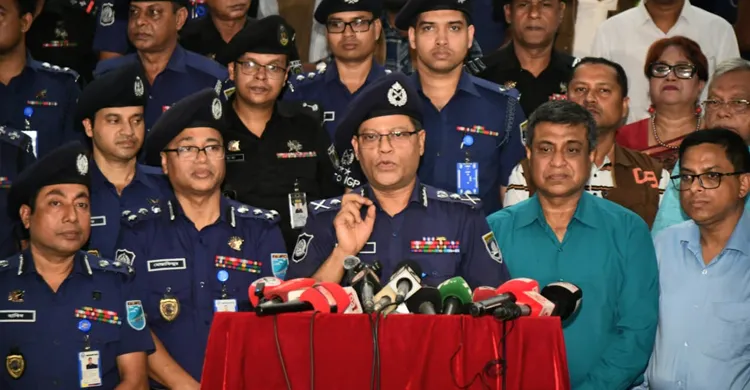 দুর্গাপূজার নিরাপত্তায় নিরলস কাজ করছে আইনশৃঙ্খলা বাহিনী: আইজিপি
