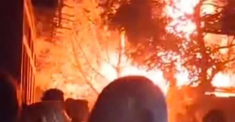 নবীনগরে আগুনে পুড়ল বসতঘর, ক্ষতি ৫ লাখ টাকা